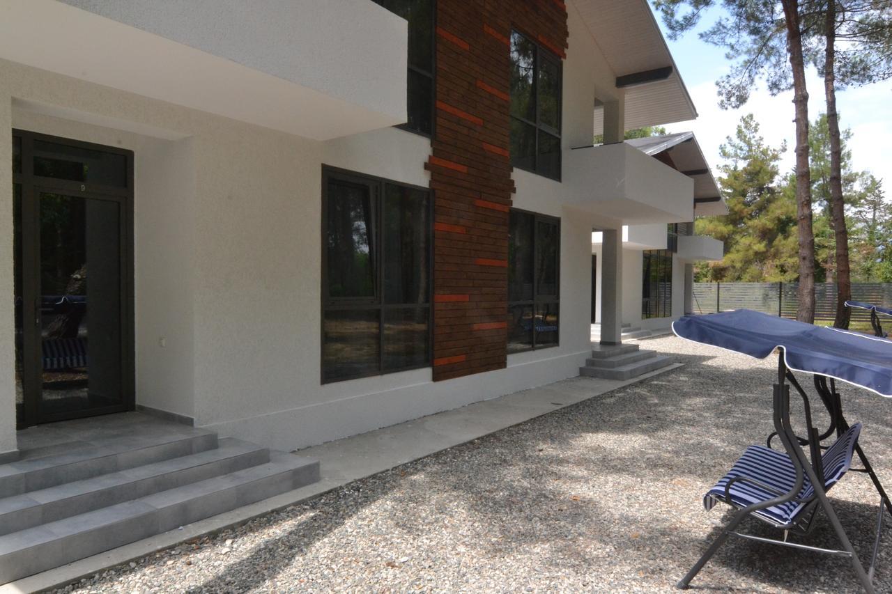 Hotel Apra Pizunda Bagian luar foto