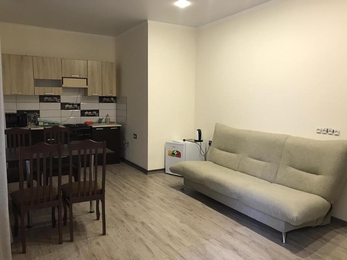 Hotel Apra Pizunda Bagian luar foto